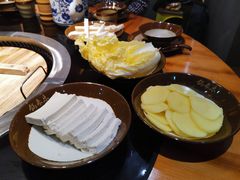 -锅来乐地锅鸡(安亭店)