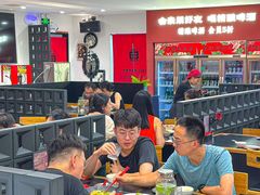 -红东阁东北菜烤肉酒馆(CROSS万象汇店)