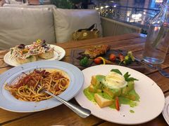 -埠口精酿夜景餐酒吧· BREWPORT BISTRO(长嘉汇重庆之眼店)