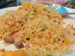 牛肉扬州炒饭-桂满陇·杭州小馆(巴黎春天浦建店)