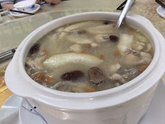 -始于2011柳周农家菜沙田柚美食店(东大街店)