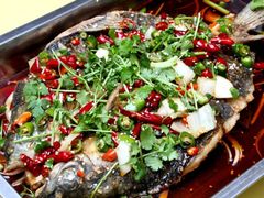 秘制烤鱼-华味家大食堂(安远路店)