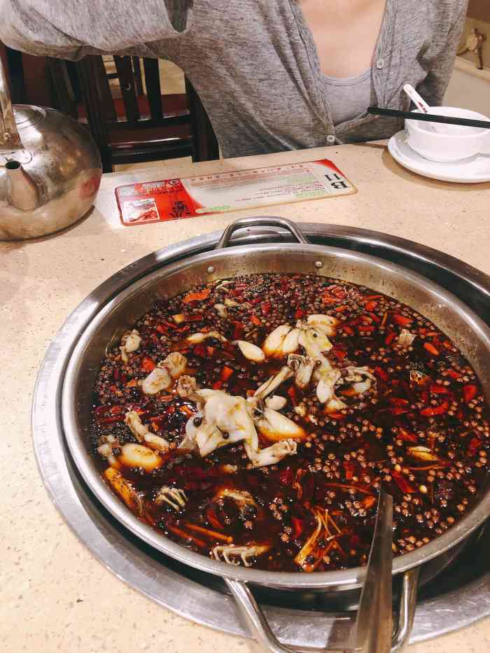 小渝香美蛙鱼头(西大东门店)-"距离西大有点点距离.