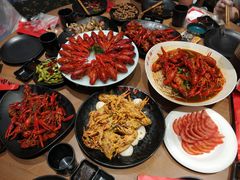 -沪小胖小龙虾(淮海中路旗舰店)