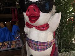 -Naughty Nuri’s Phuket
