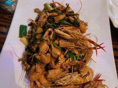 -蚝堡海鲜·威海菜·海肠捞饭·烧烤·亚洲吃蚝公司(幸福门店)