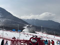 -鳌山滑雪度假区
