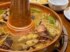 -岳记兴隆·青城腊排铜火锅(融创店)