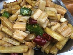 -舌尖上的石棉何雨露烧烤