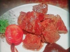 -雍容荟帝王蟹活龙虾展台自助(IFS黑金店)