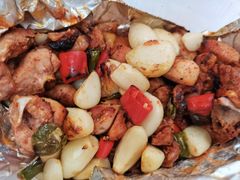 -老东镇啤酒屋海鲜加工·蒸汽海鲜·海鲜烧烤(台东店)