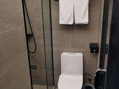 -汉庭(罗湖口岸万象城店)
