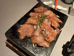 -左庭右院鲜牛肉火锅黑金店(陆家嘴中心店)