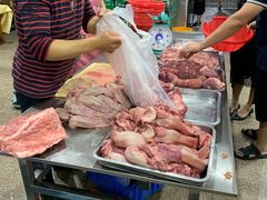 -标记美食新鲜猪杂(兴南大道店)