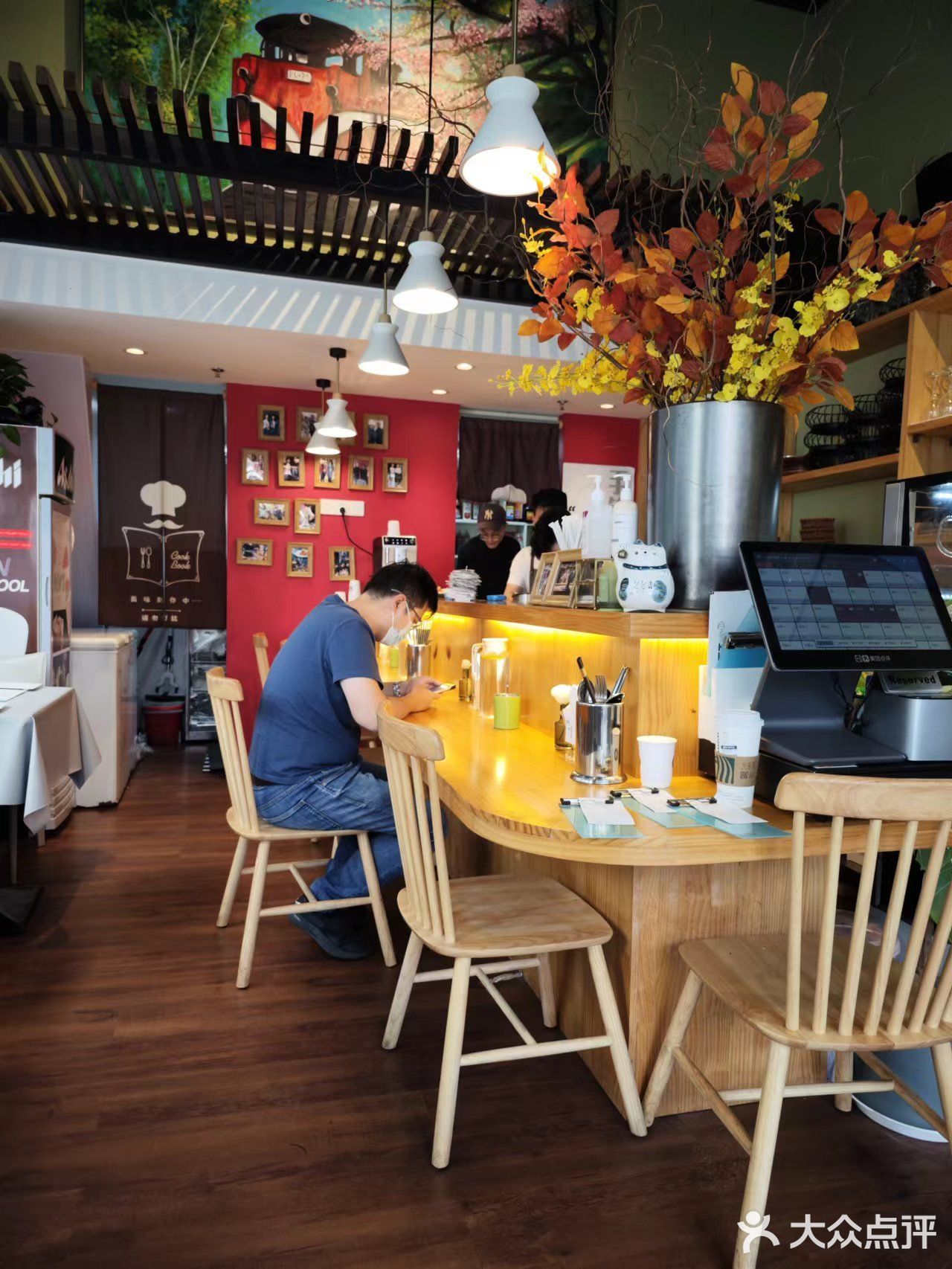 “大师小厨”藏身美食园区，小店吃出满满“高级感”