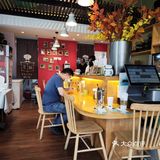 “大师小厨”藏身美食园区，小店吃出满满“高级感”