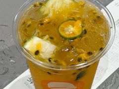 -沪上阿姨·臻选茶饮(上海环球港店)