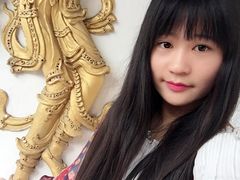 -莓园冰淇淋店