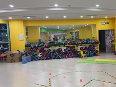 -阿布溜溜·轮滑(21世纪太阳城店)