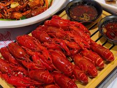-肥肥虾庄·金牌油焖大虾(汉口城市广场店)