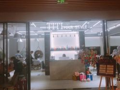 -TITI HAIR STYLE
