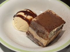 -萨莉亚意式餐厅(百联徐汇店)