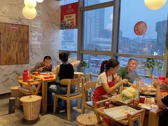 -袁记串串香(梁家巷店)