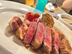 -MONICH牛排融合餐厅(和义大道购物中心店)