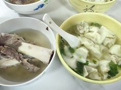 -周震馄饨