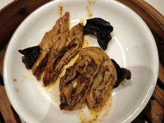 -万龙洲海鲜(大兴绿地缤纷城店)