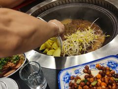 -田家大院东北农家菜铁锅炖(西安总店)