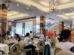 大堂-君德澜酒家·创意粤菜(金山谷店)