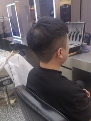 -川和潮人