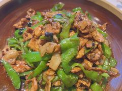 农家小炒肉-俏湘厨•地道湘菜(建华南路店)