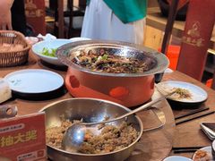 -老滇山寨•云南特色菜•地方菜•民族风情歌舞表演(金碧店)