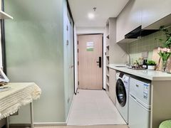 -东方体育中心(地铁站)