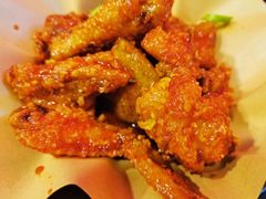 炸鸡翅一半一半-富乐满韩国正宗炸鸡韩国料理(虹泉路店)