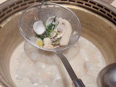 -余欢领鲜火锅(新街口店)