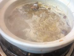 -亿诣蝎府炸酱面羊蝎子火锅(酷车小镇店)