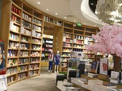 -覔书店(壹方城店)