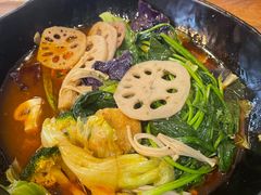-万记麻辣烫国展总店