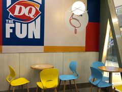 用餐区-DQ·蛋糕·冰淇淋(金牛万达店)