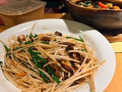银芽炒鳝丝-荣小馆(杭州大厦店)
