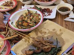 -冶建镜子·老南昌大排档·江西虾王(总店)