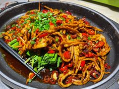 钢盆鱿鱼-大碗先生(万家丽店)