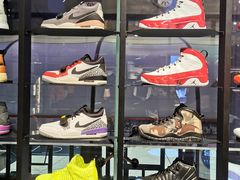 -Air Jordan(世贸天阶店)