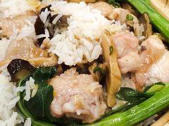 香菇滑鸡煲仔饭-新辉港式茶餐厅(北栅店)