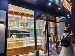 面包甜点陈列柜-六贤记(文三店)