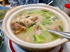 蹄髈大骨黄豆汤-小实惠嘉(威海路店)