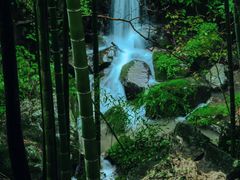 -藏龙百瀑风景区